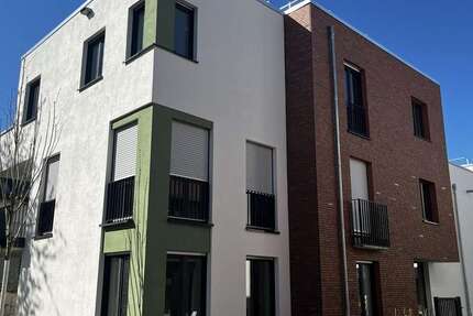Wohnung Frechen Bachem - 4 Zimmer, 116 m&sup2;, 2.050&euro; | Angebot:27032272
