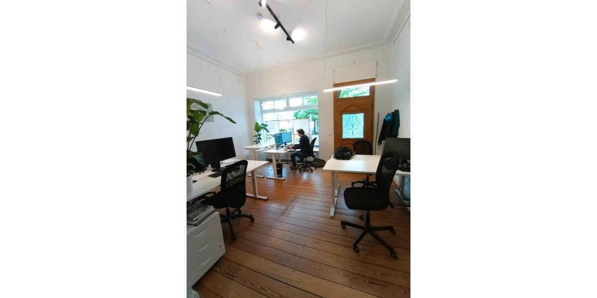 Etagenwohnung Bonn - 4 Zimmer, 93 m&sup2;, 220&euro; | Angebot:26375182