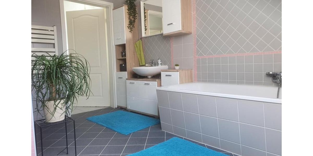Etagenwohnung Werder (Havel) - 3 Zimmer, 81 m&sup2;, 740&euro; | Angebot:25903929