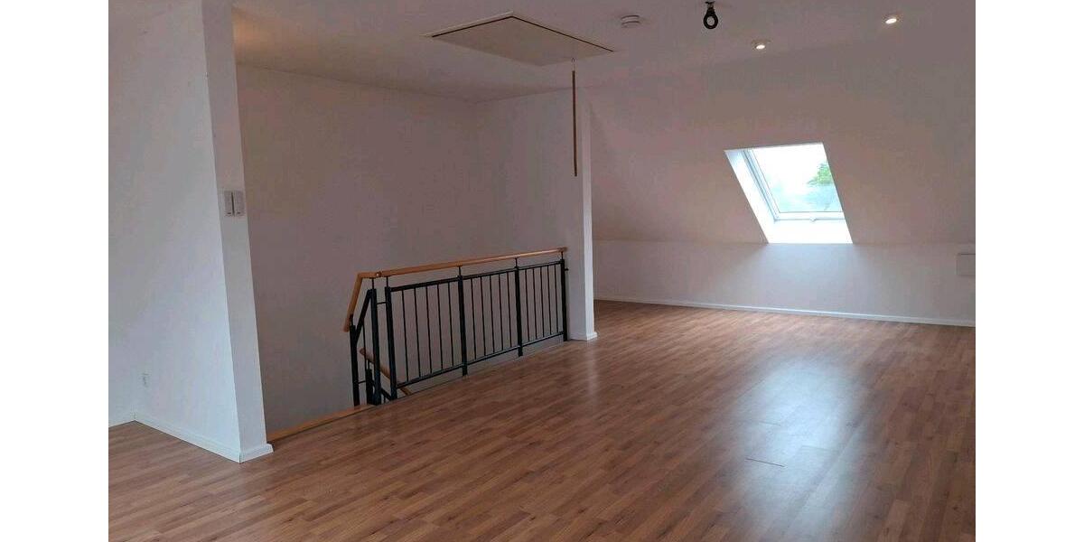 Reihenhaus Weyhe - 5 Zimmer, 141 m&sup2;, 1.600&euro; | Angebot:26641324