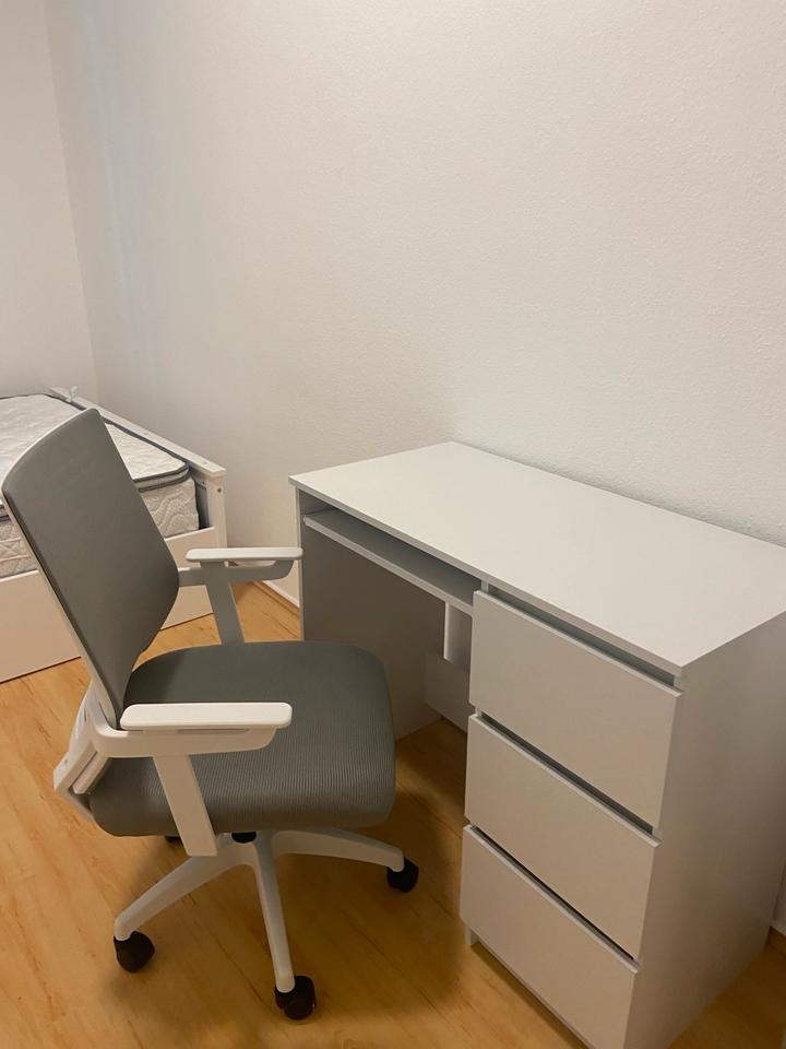 1 Zimmer in einer 2 WG in Prenzlauer Berg zimmer