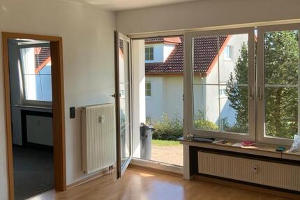 Nähe Klinikum: 2 Zimmerwohnung zzgl. Garage zu vermieten zimmer