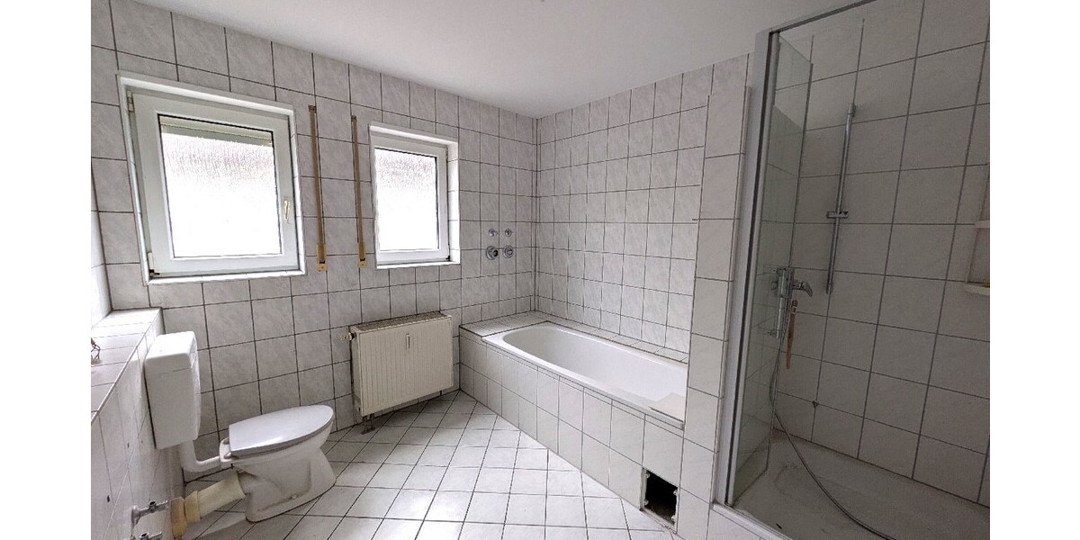 Großzügige Zweizimmerwohnung im Erdgeschoß - Erdgeschoßwohnung Philippsburg Philippsburg | Angebot:25991183