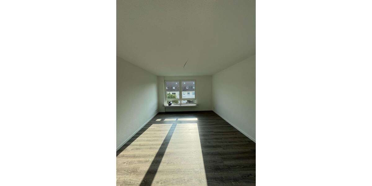 Etagenwohnung Duisburg Neudorf-Süd - 3.5 Zimmer, 68 m&sup2;, 500&euro; | Angebot:26177057