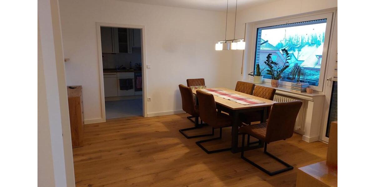 Etagenwohnung Salzkotten - 4 Zimmer, 107 m&sup2;, 1.150&euro; | Angebot:24400521