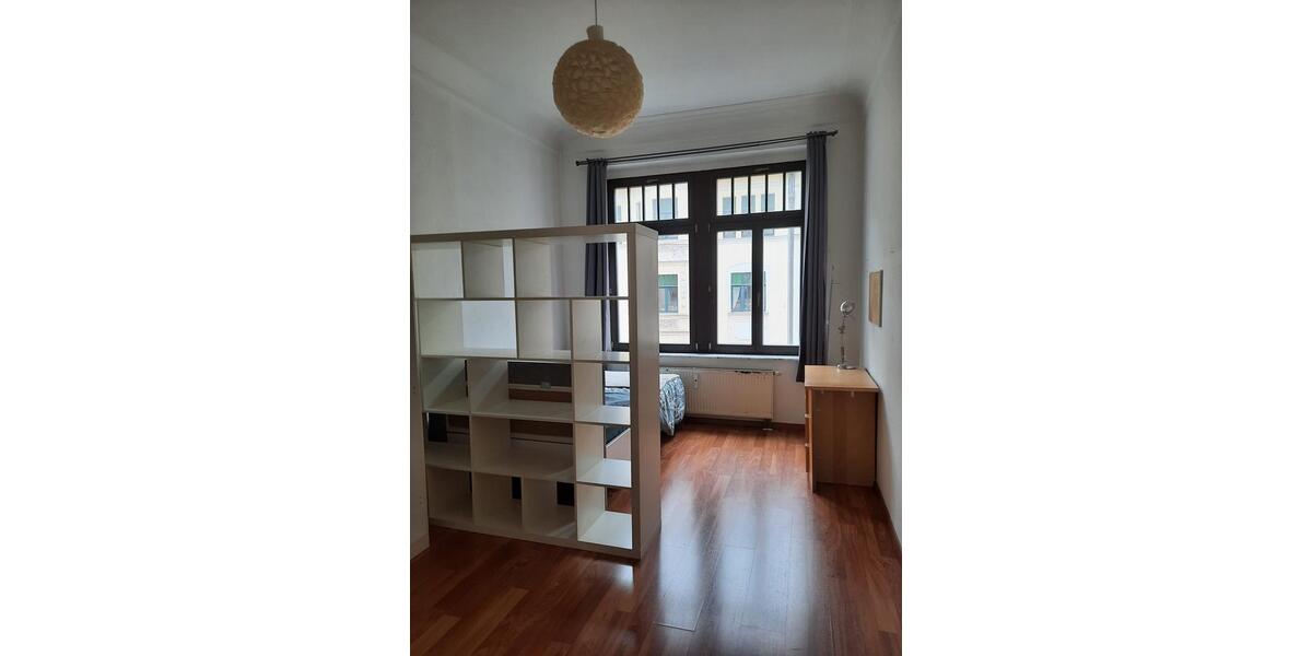 Etagenwohnung Berlin Mitte - 5 Zimmer, 110 m&sup2;, 300&euro; | Angebot:26619893