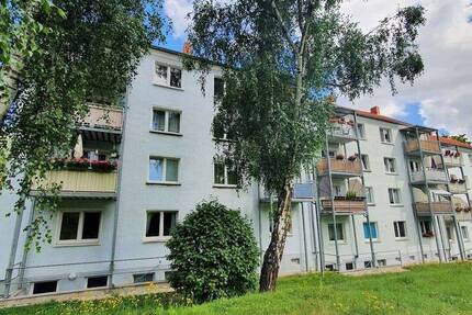 Wohnung Zeitz - 3 Zimmer, 58 m&sup2;, 325&euro; | Angebot:26093142