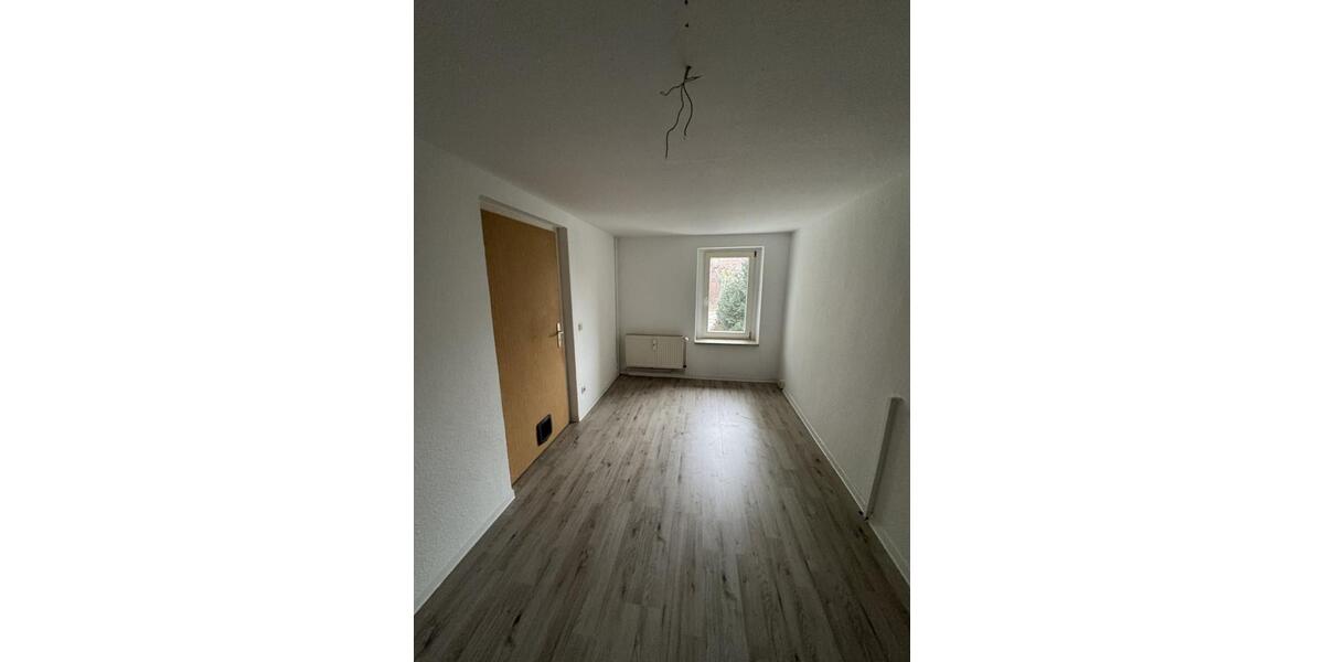 Etagenwohnung Wittstock/Dosse Dosse - 3 Zimmer, 105 m&sup2;, 630&euro; | Angebot:25612228