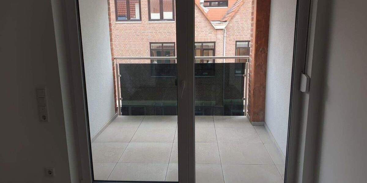 Im Zentrum von Gehrden! 2,5-Zimmer-Maisonette-Wohnung, 97 qm, Balkon, Keller, Tiefgarage uvm. 2 zimmer