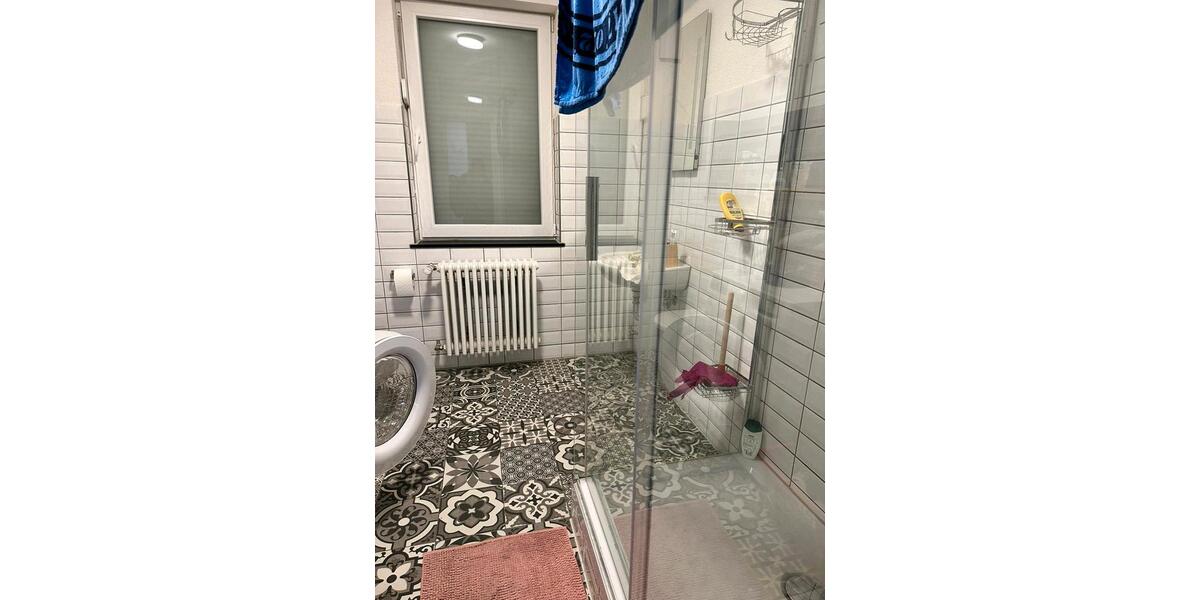 Wohnen auf Zeit Tuttlingen - 5 Zimmer, 180 m&sup2;, 500&euro; | Angebot:26652496