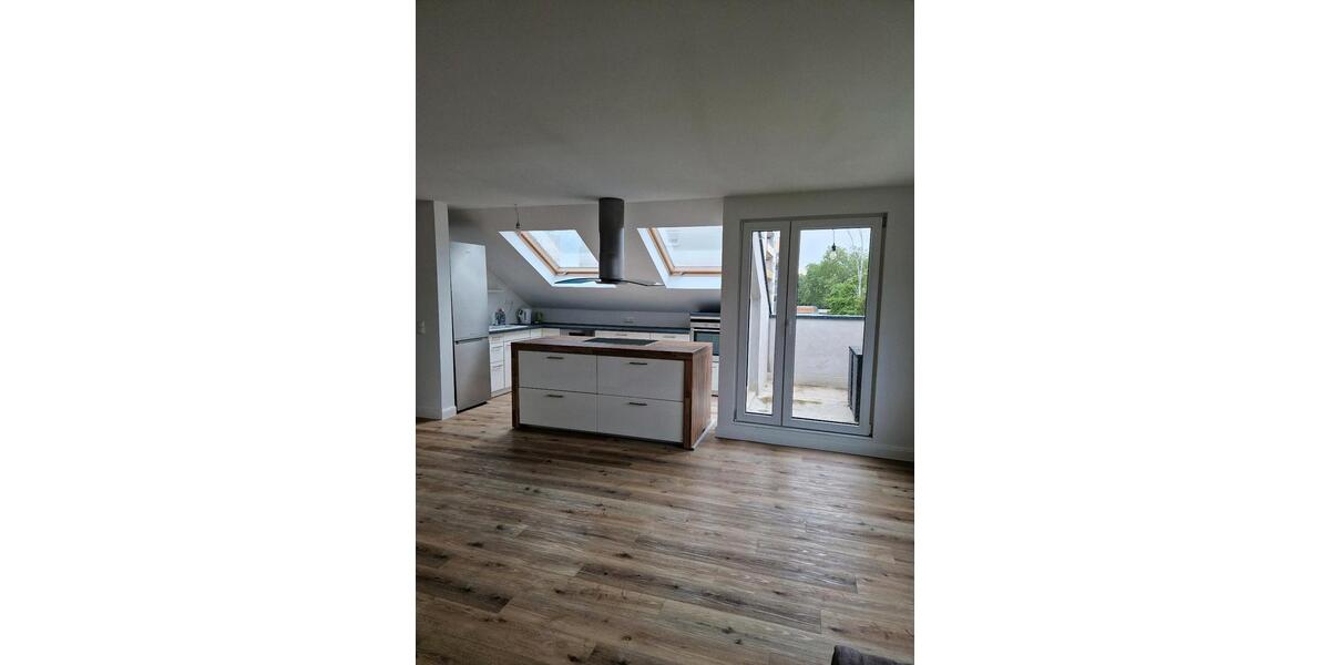 Dachgeschoßwohnung Heppenheim (Bergstraße) - 3 Zimmer, 88 m&sup2;, 1.350&euro; | Angebot:26535590
