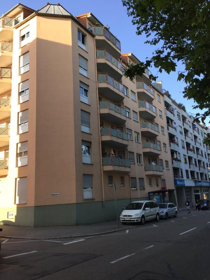 Schöne 2-Zimmer Wohnung Balkon Tiefgaragenstellplatz PF-Nord