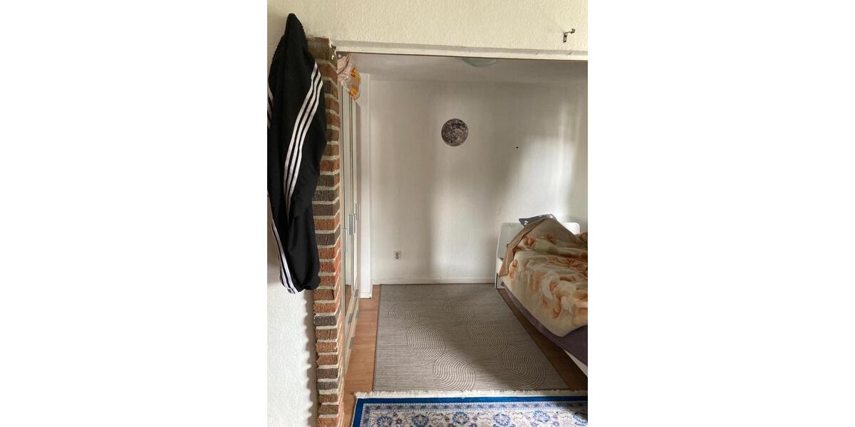 Dachgeschoßwohnung Lübeck Sankt Lorenz Nord - 2 Zimmer, 29 m&sup2;, 350&euro; | Angebot:22256092