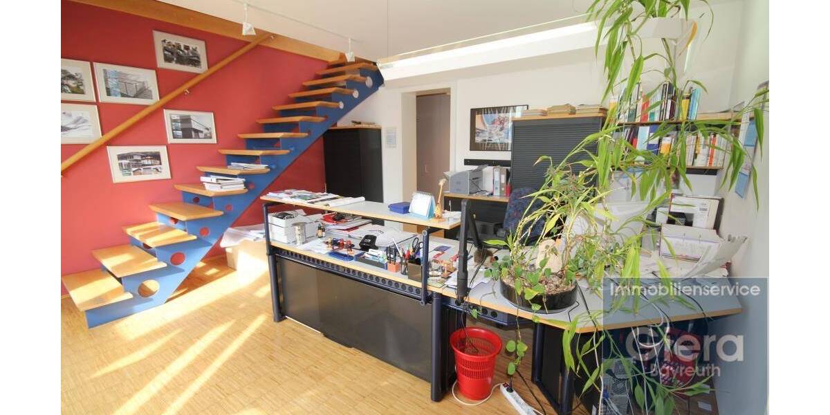 Gewerbeobjekt Warmensteinach - 5 Zimmer, 135 m&sup2;, 945&euro; | Angebot:24024973