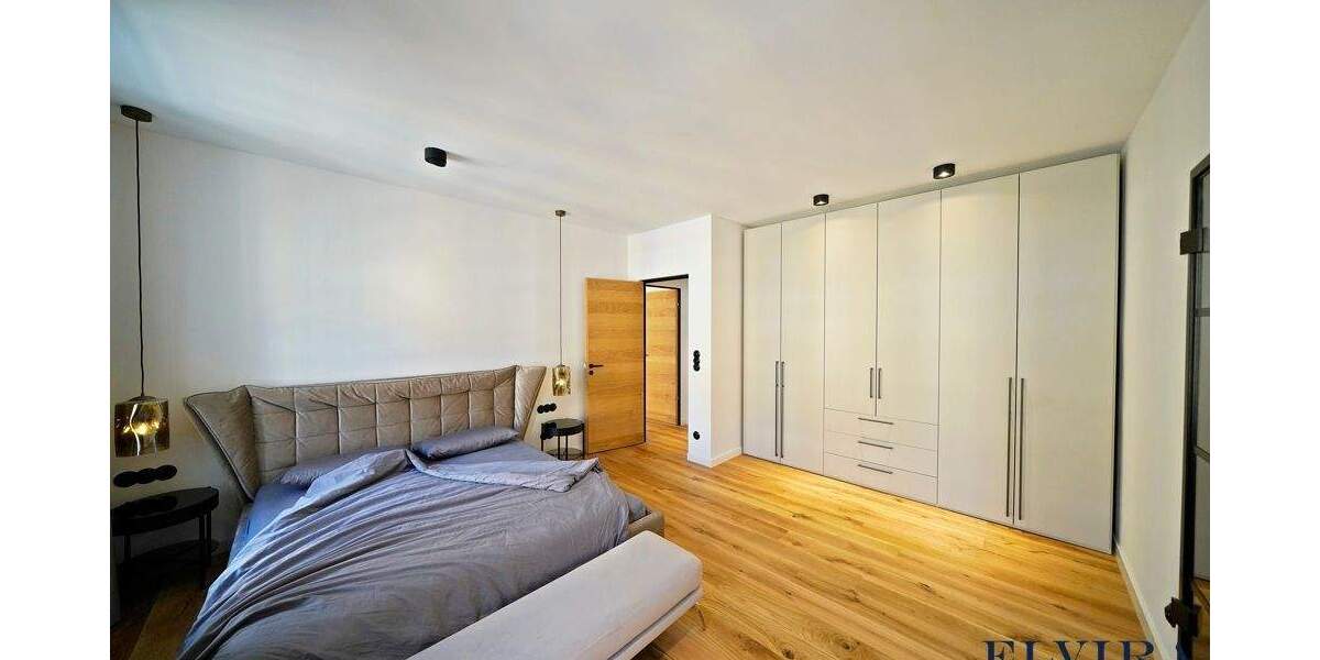 Etagenwohnung München Altstadt-Lehel - 4 Zimmer, 112 m&sup2;, 4.540&euro; | Angebot:25703614