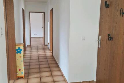 Wohnung Schonungen Forst - 3 Zimmer, 120 m&sup2;, 680&euro; | Angebot:24877764