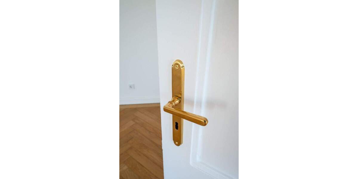 Etagenwohnung München Bogenhausen - 3 Zimmer, 126 m&sup2;, 3.500&euro; | Angebot:25671258