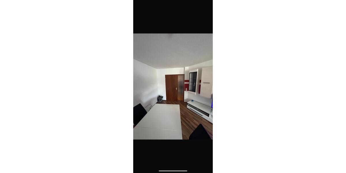 Etagenwohnung Eningen unter Achalm - 3 Zimmer, 83 m&sup2;, 1.440&euro; | Angebot:26593078