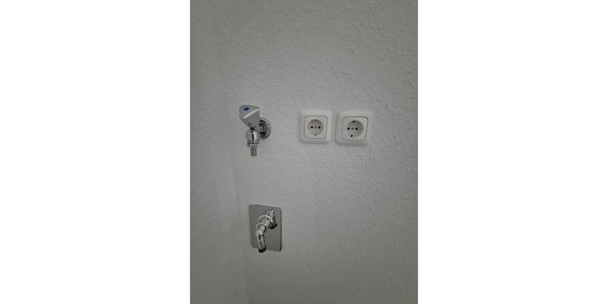 Erdgeschoßwohnung Ronneburg - 2 Zimmer, 61 m&sup2;, 465&euro; | Angebot:26533375