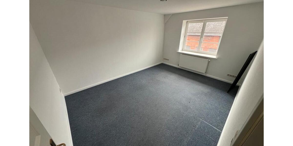 Etagenwohnung Gettorf - 3 Zimmer, 98 m&sup2;, 1.370&euro; | Angebot:25991329