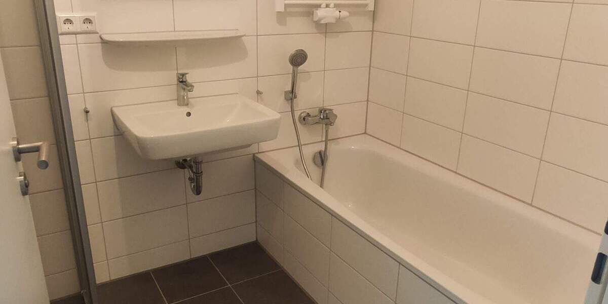 Etagenwohnung Heilbronn Böckingen - 3 Zimmer, 76 m&sup2;, 1.000&euro; | Angebot:26740246