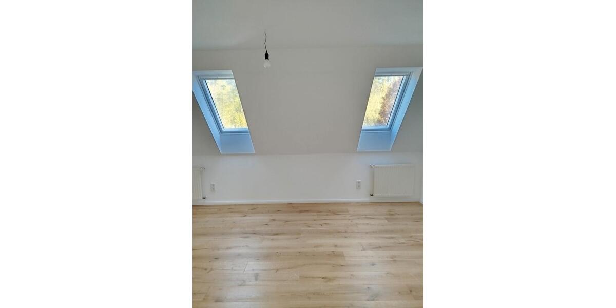 Doppelhaushälfte Erkner - 4.5 Zimmer, 90 m&sup2;, 1.700&euro; | Angebot:26493828