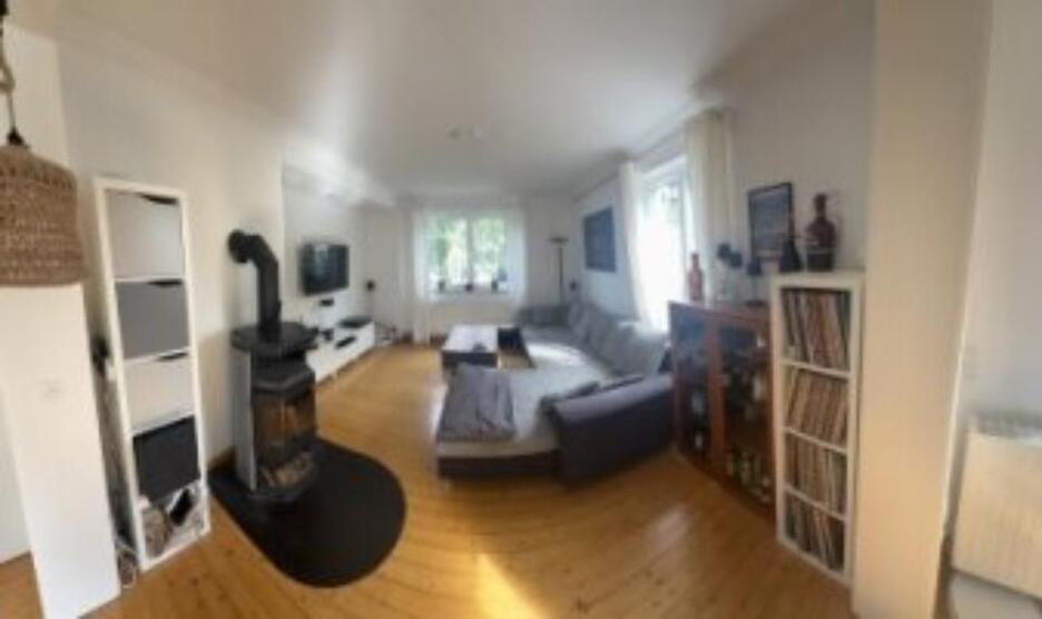 Sehr schöne Erdgeschoßwohnung mit großer Terrasse
