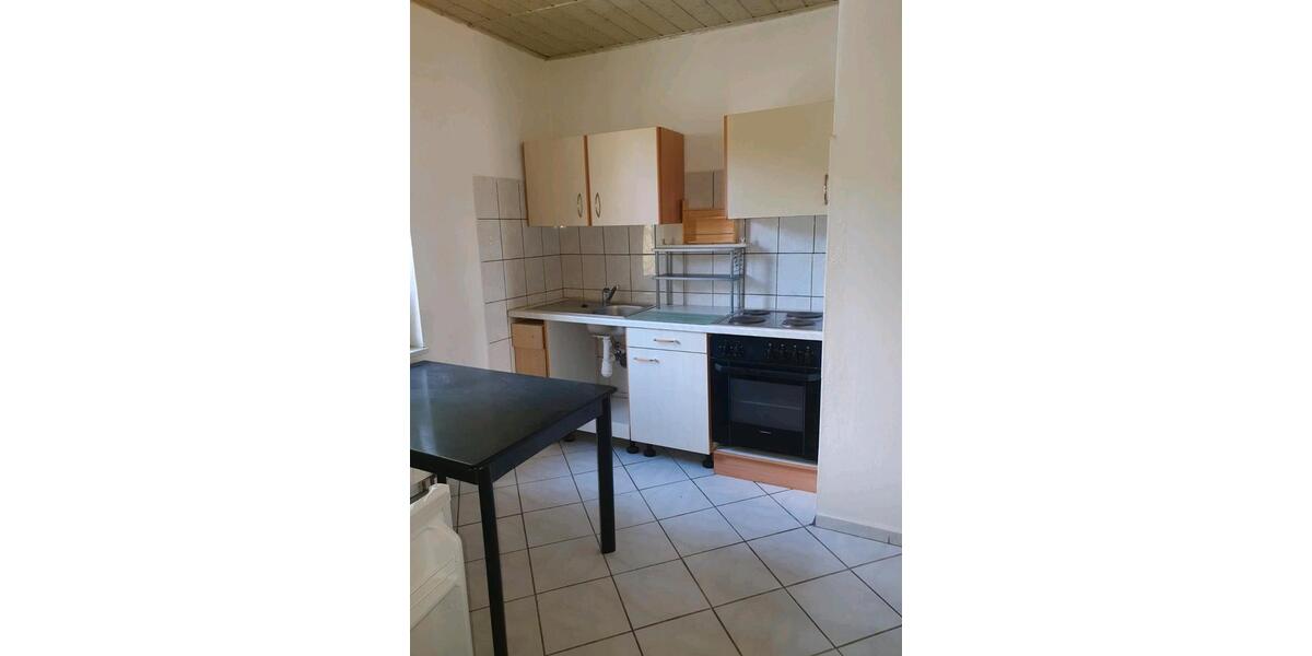 Etagenwohnung Sonneberg - 35 Zimmer, 95 m&sup2;, 800&euro; | Angebot:26254055