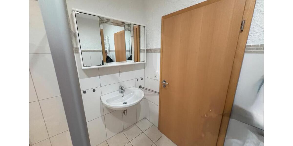 Dachgeschoßwohnung Schloß Holte-Stukenbrock Stukenbrock - 3 Zimmer, 82 m&sup2;, 780&euro; | Angebot:25300122