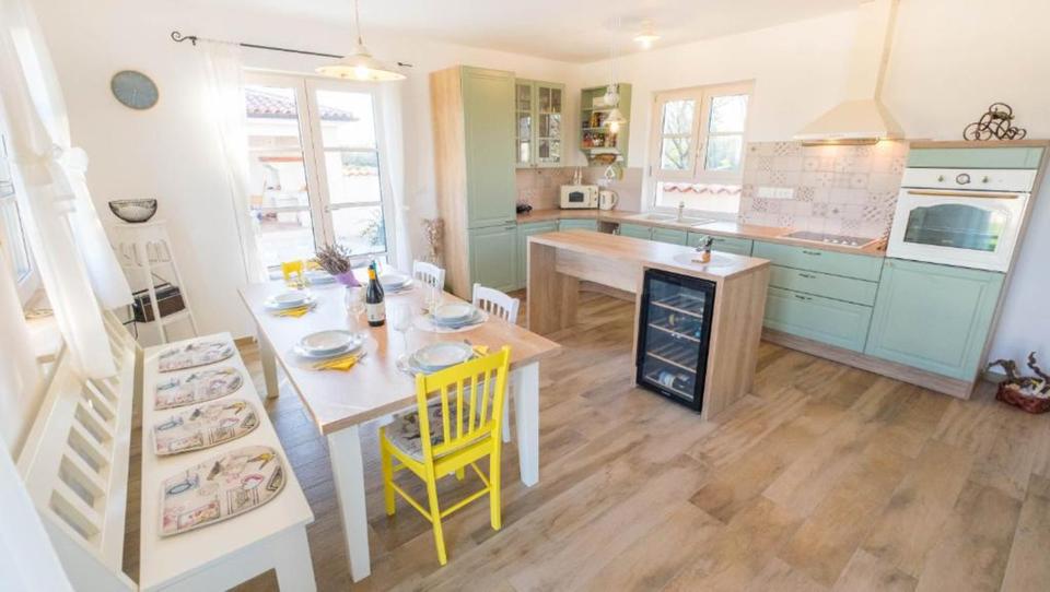 Villa München Altstadt-Lehel - 3 Zimmer, 110 m&sup2;, 1.190&euro; | Angebot:25922541