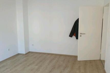 16qm-ZIMMER in 2er WG - 2 Balkone + Top Lage! 1 zimmer