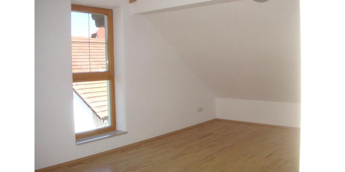 Dachgeschoßwohnung Ergolding - 2 Zimmer, 52 m&sup2;, 710&euro; | Angebot:25968137