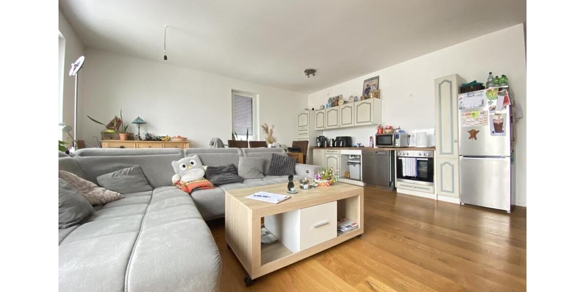 Etagenwohnung Friedberg (Hessen) - 4 Zimmer, 98 m&sup2;, 1.200&euro; | Angebot:24852358