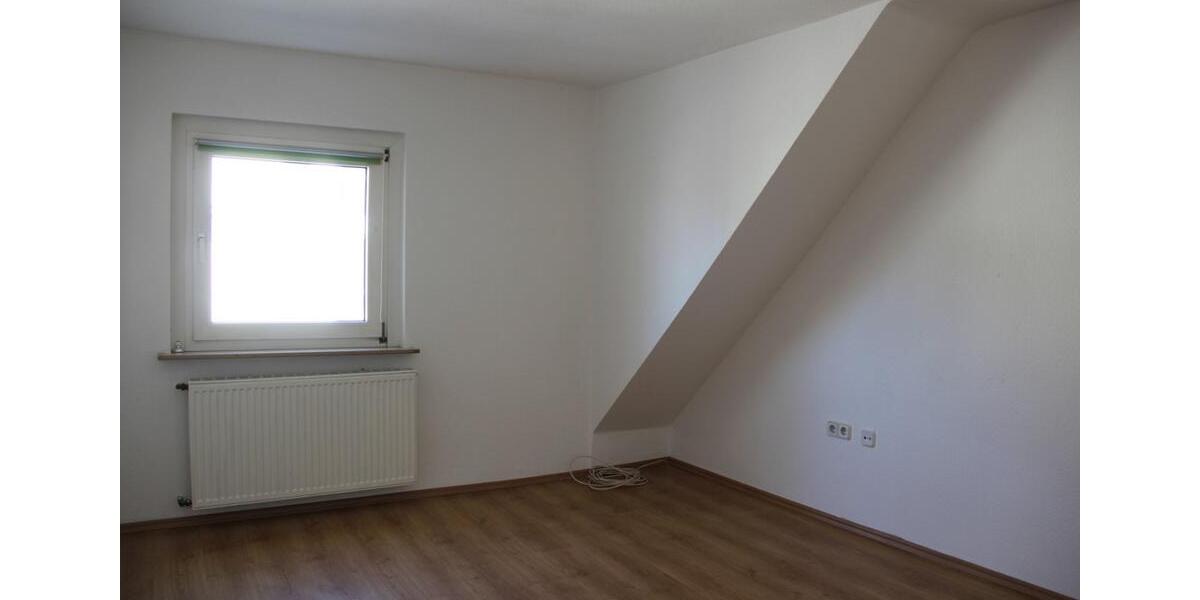 Dachgeschoßwohnung Dortmund Mengede - 2 Zimmer, 57 m&sup2;, 484&euro; | Angebot:25942455