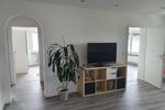 Helles Zimmer in ruhiger WG, saniert, Warmmiete, alles inkl.