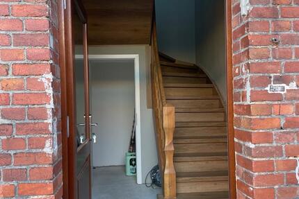 Wohnung Bernburg (Saale) - 1 Zimmer, 68 m&sup2;, 440&euro; | Angebot:25047424