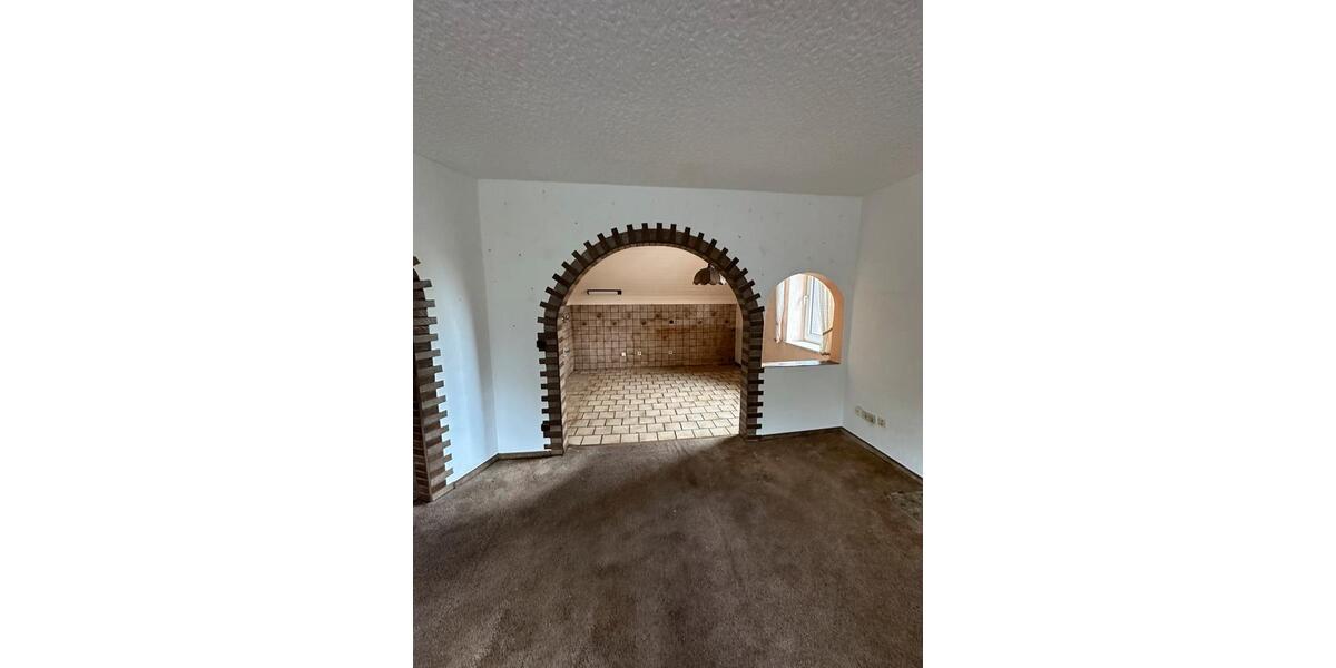 Dachgeschoßwohnung Essen Stadtbezirk VI - 3 Zimmer, 74 m&sup2;, 760&euro; | Angebot:26665409