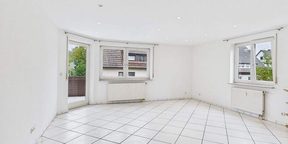 Charmante Wohnung in Warmbronn: Drei Zimmer, Tiefgarage und eine ruhige Lage in Wald- und Feld Nähe 3 zimmer