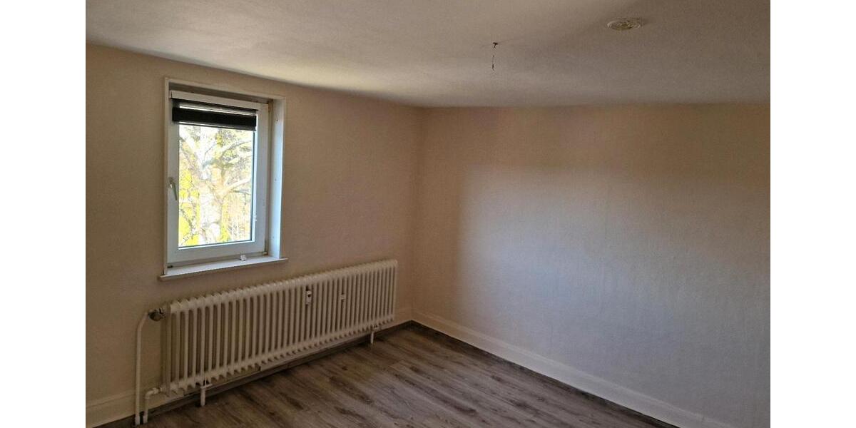 Dachgeschoßwohnung Clausthal-Zellerfeld Zellerfeld - 4 Zimmer, 90 m&sup2;, 475&euro; | Angebot:25890632