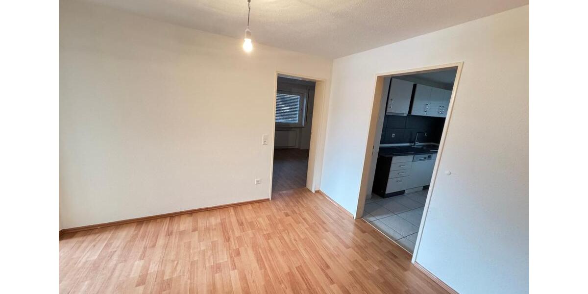 Erdgeschoßwohnung Villingen-Schwenningen Schwenningen - 3.5 Zimmer, 80 m&sup2;, 800&euro; | Angebot:24674114