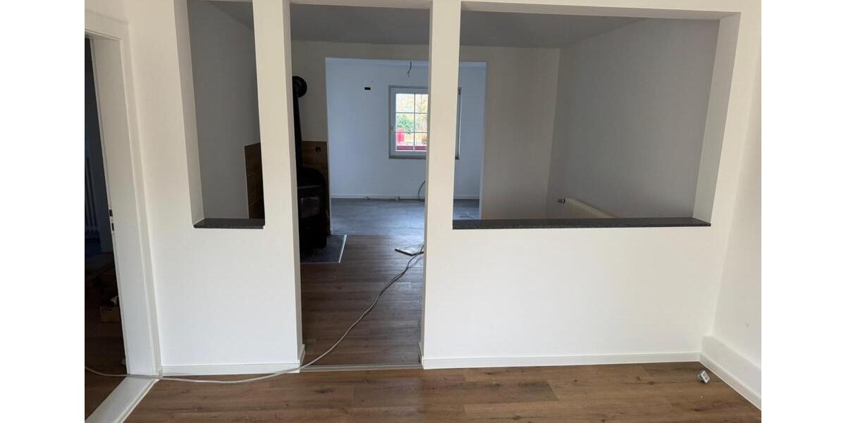 Dachgeschoßwohnung Rastede - 2.5 Zimmer, 120 m&sup2;, 1.200&euro; | Angebot:24572991