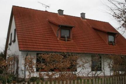 Ehemaliges Pfarrhaus in Sorga zu vermieten 7 zimmer