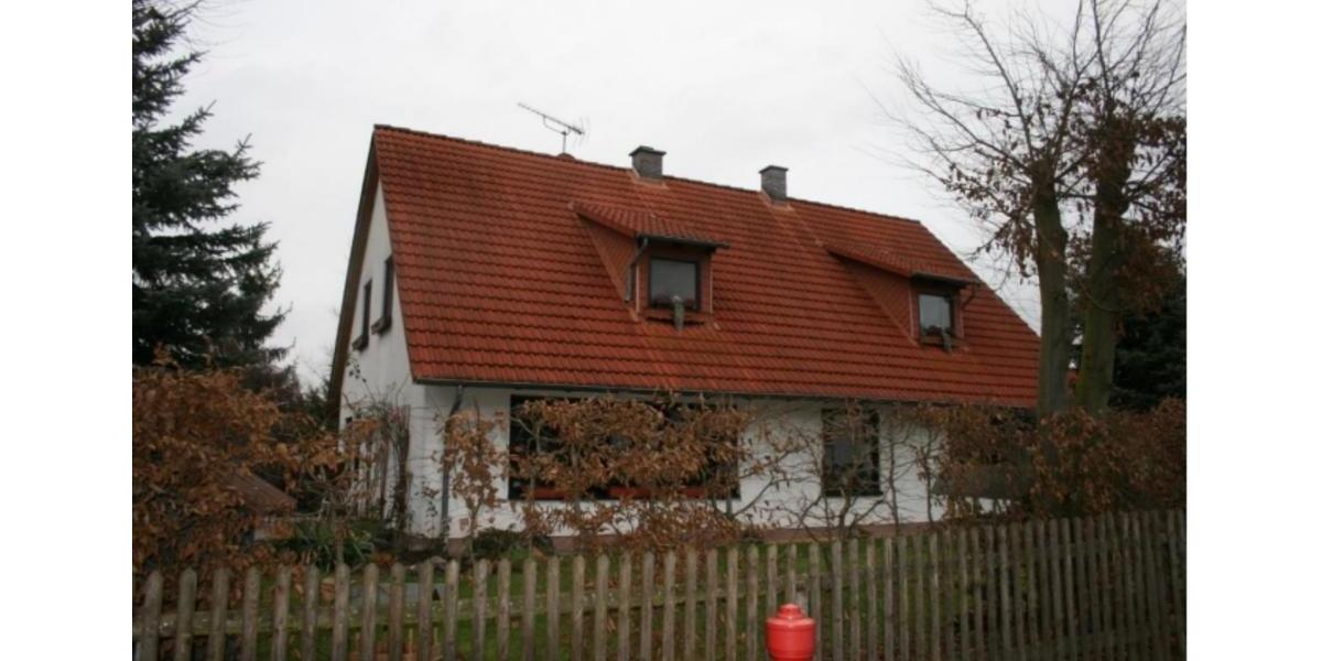 Ehemaliges Pfarrhaus in Sorga zu vermieten 7 zimmer