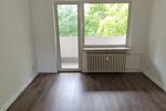 Gepflegte 3-Zimmer-Wohnung im 2.Obergeschoss zu vermieten! *Mit Balkon* zimmer