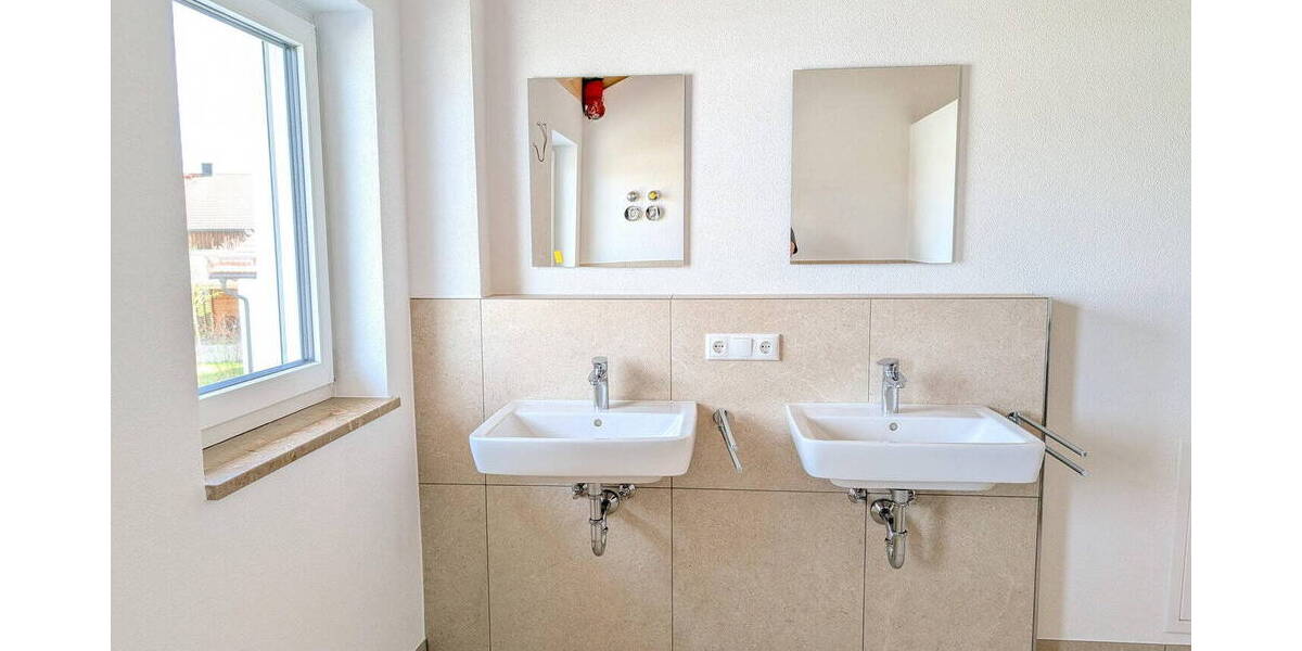 Doppelhaushälfte Heldenstein - 5 Zimmer, 153 m&sup2;, 1.660&euro; | Angebot:26152605