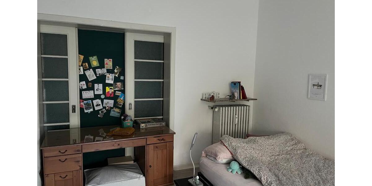 Wohnen auf Zeit Köln Lindenthal - 3 Zimmer, 80 m&sup2;, 530&euro; | Angebot:24951703