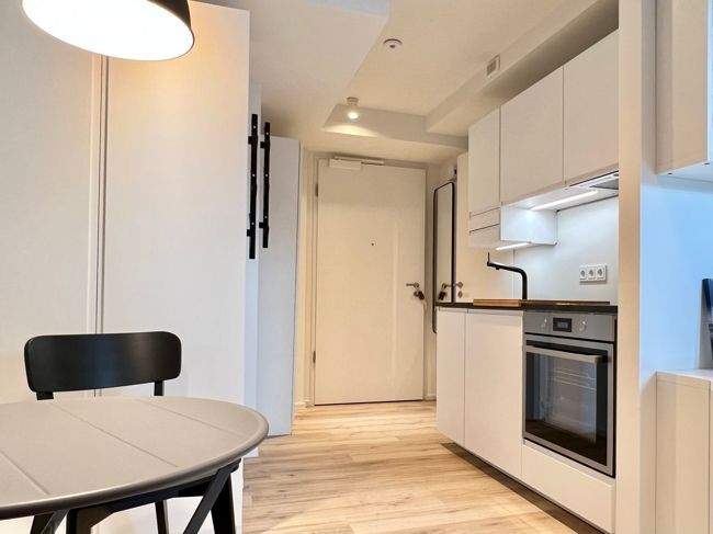 Etagenwohnung Freiburg im Breisgau Altstadt - 1 Zimmer, 23 m&sup2;, 860&euro; | Angebot:24670462