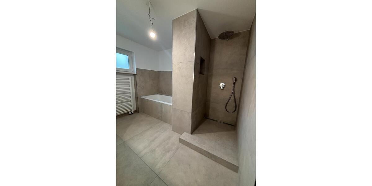 Etagenwohnung Nürnberg Gibitzenhof - 4 Zimmer, 138 m&sup2;, 2.200&euro; | Angebot:26030575