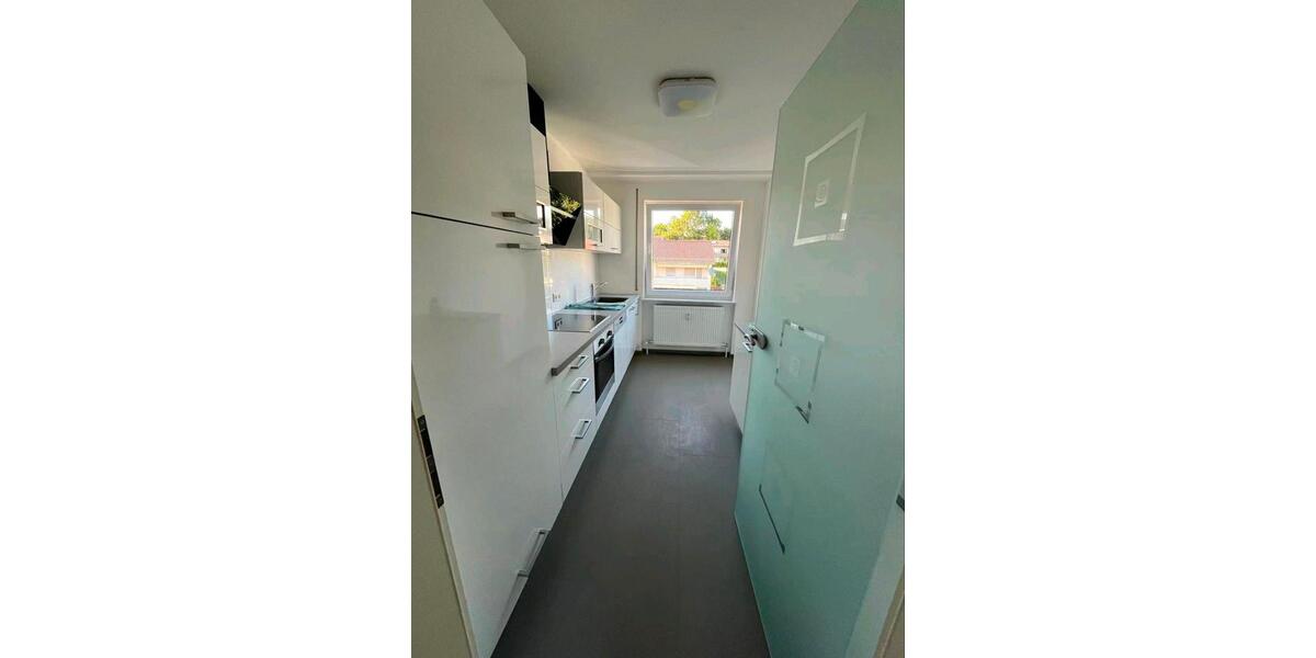 Top WG-Zimmer: Möbliert, renoviert & neue Küche zimmer