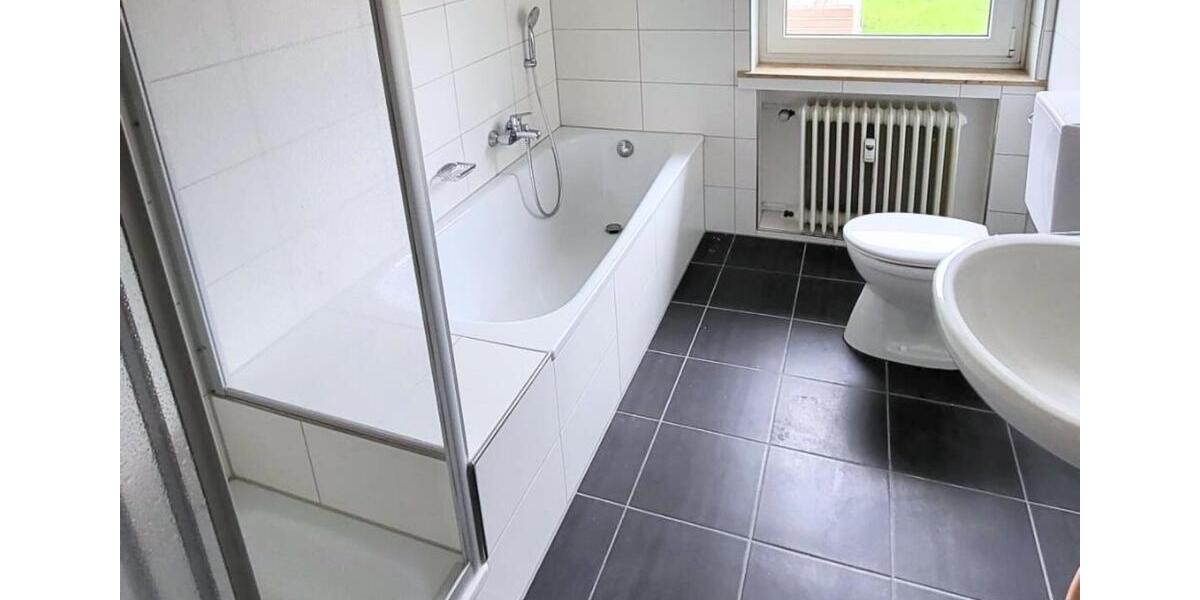 Etagenwohnung Horn-Bad Meinberg Bad Meinberg - 3 Zimmer, 80 m&sup2;, 680&euro; | Angebot:20201188